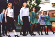 Школа Ирландского танца IRIDAN, руководитель Игорь Денисов (в центре)
